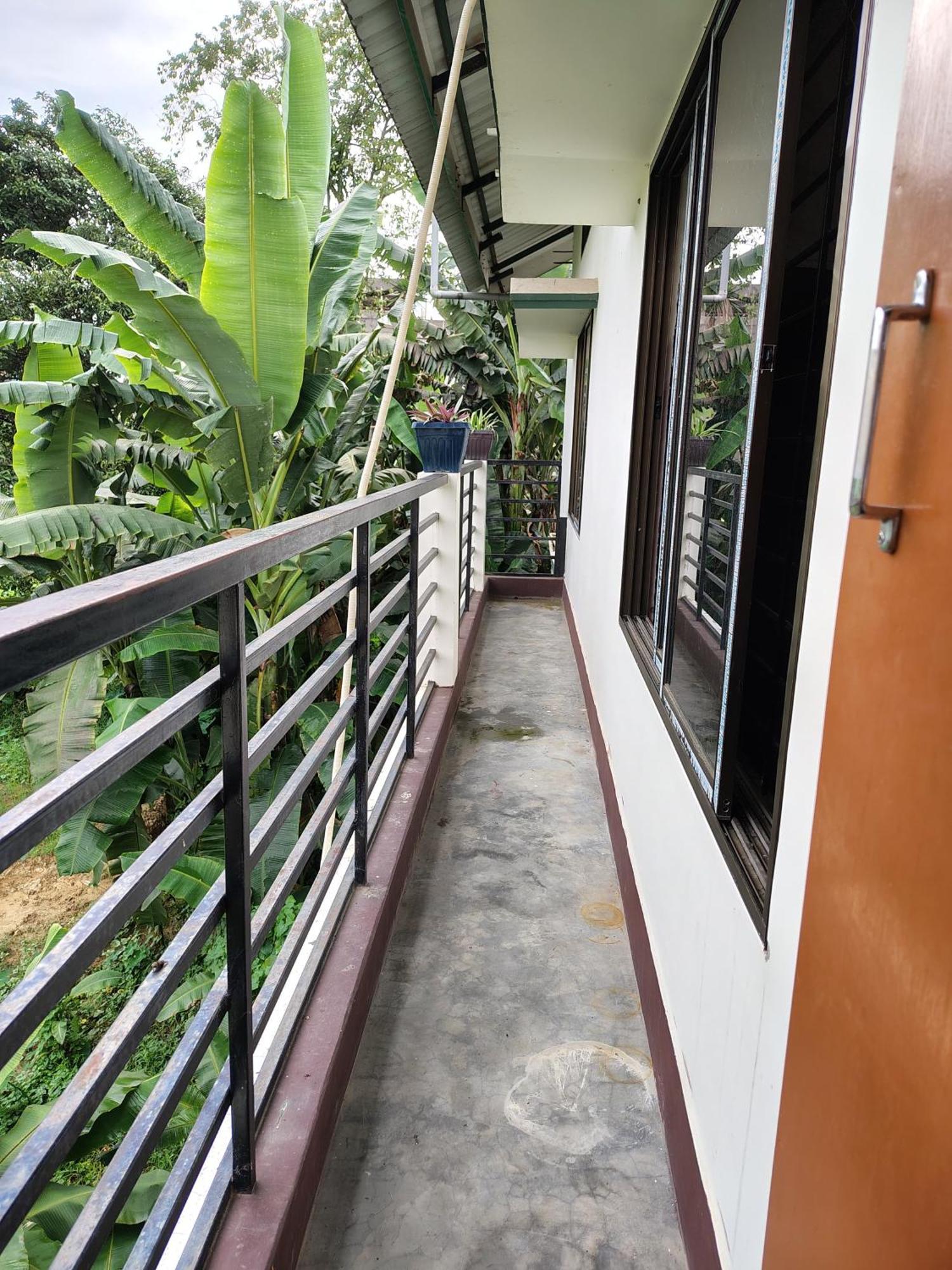 Gayatri Homestay Dibrugarh Extérieur photo